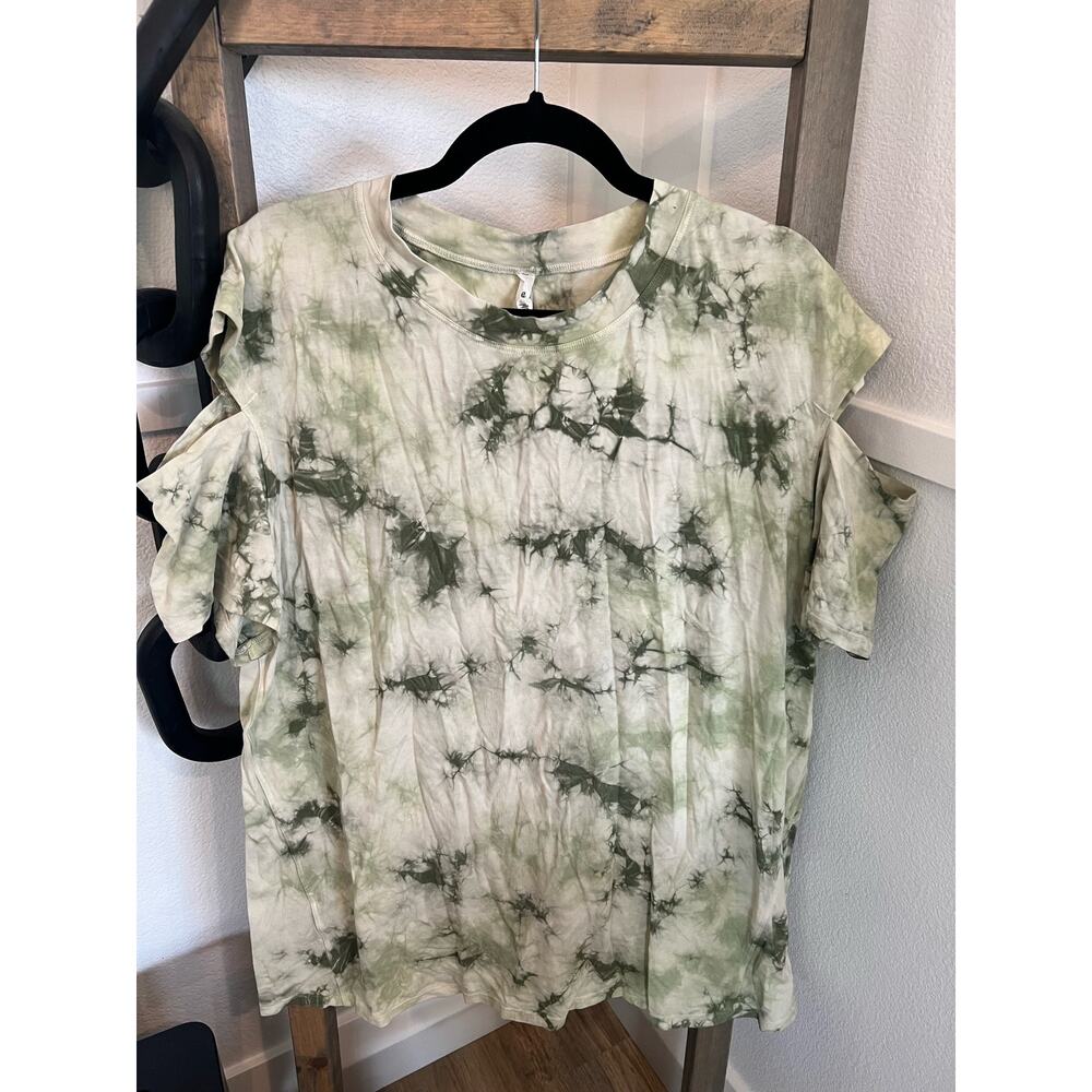Lululemon All Yours Cutout Tee